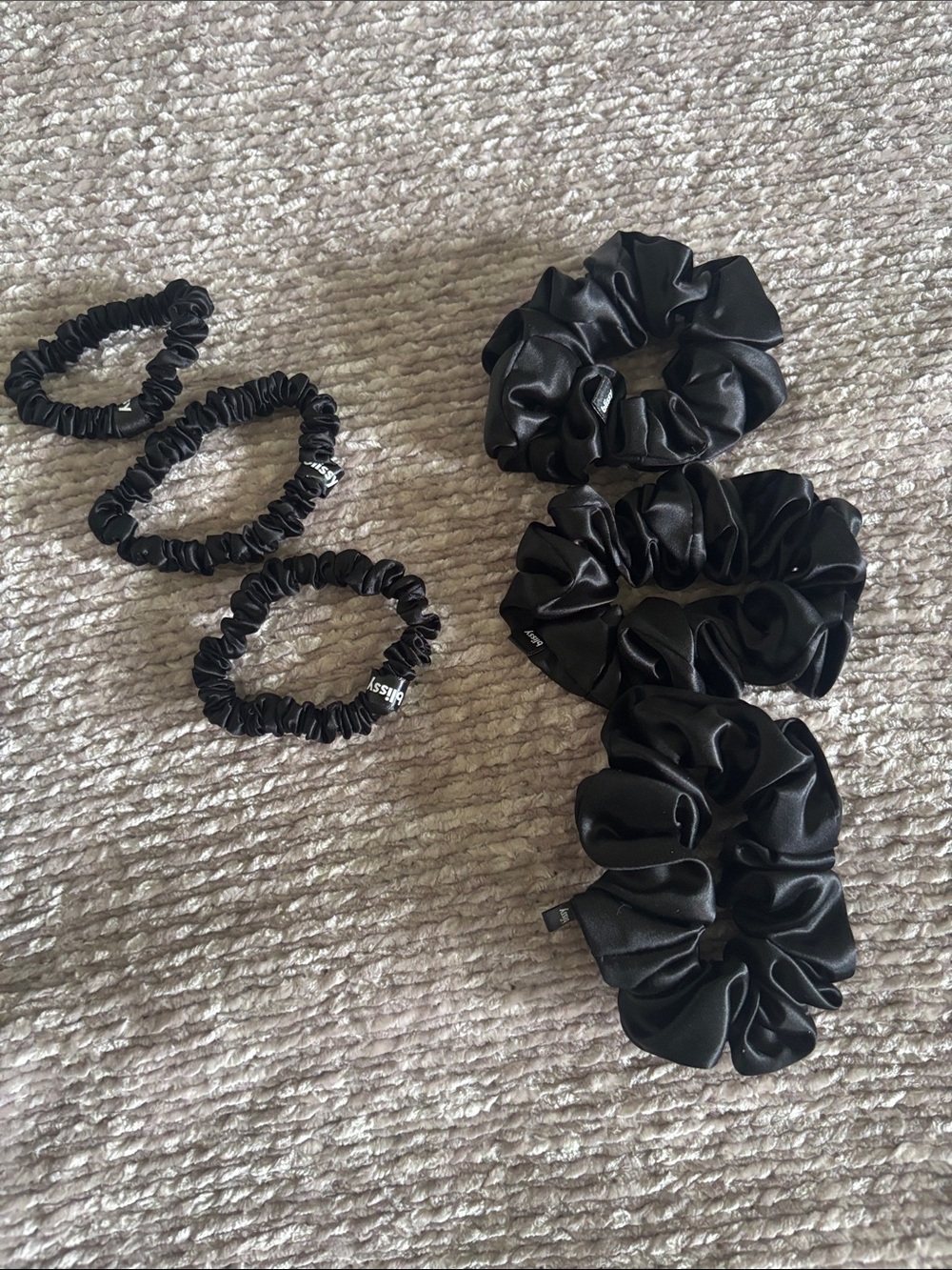 Blissy 100% Mulberry Silk Scrunchies – Black - Picture 3 of 3